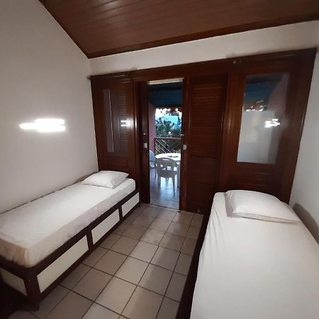 Studio Climatise - Piscine-Plage - 1 A 2 Personnes Сент-Анн Экстерьер фото